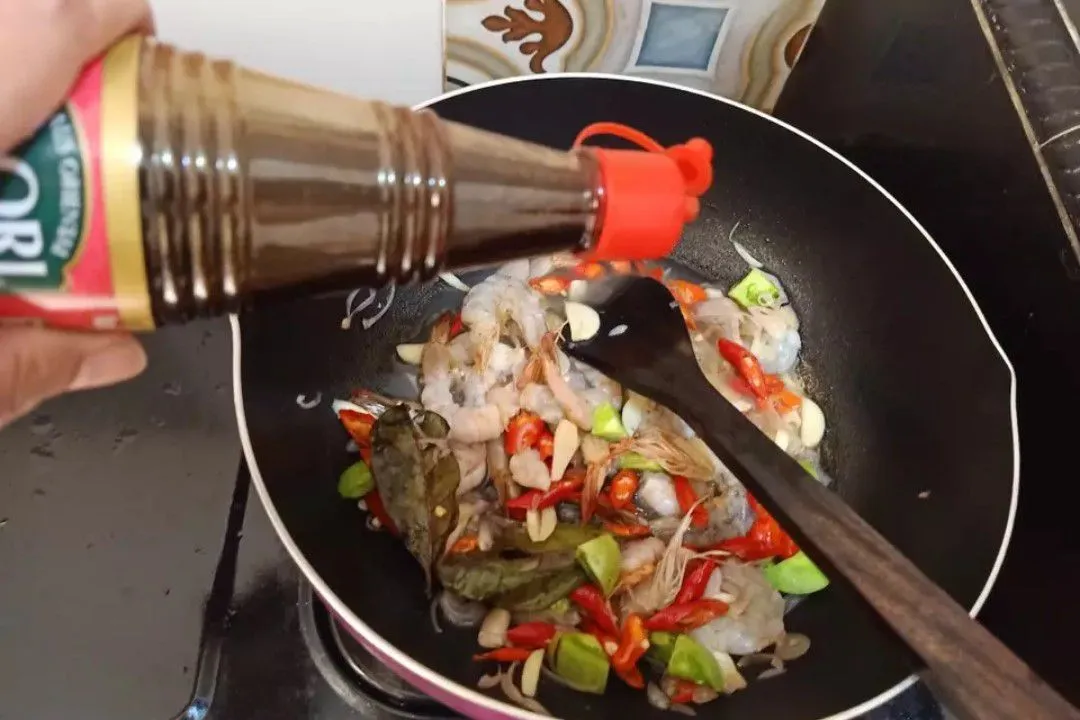 Step 4 Tumis Pare Udang