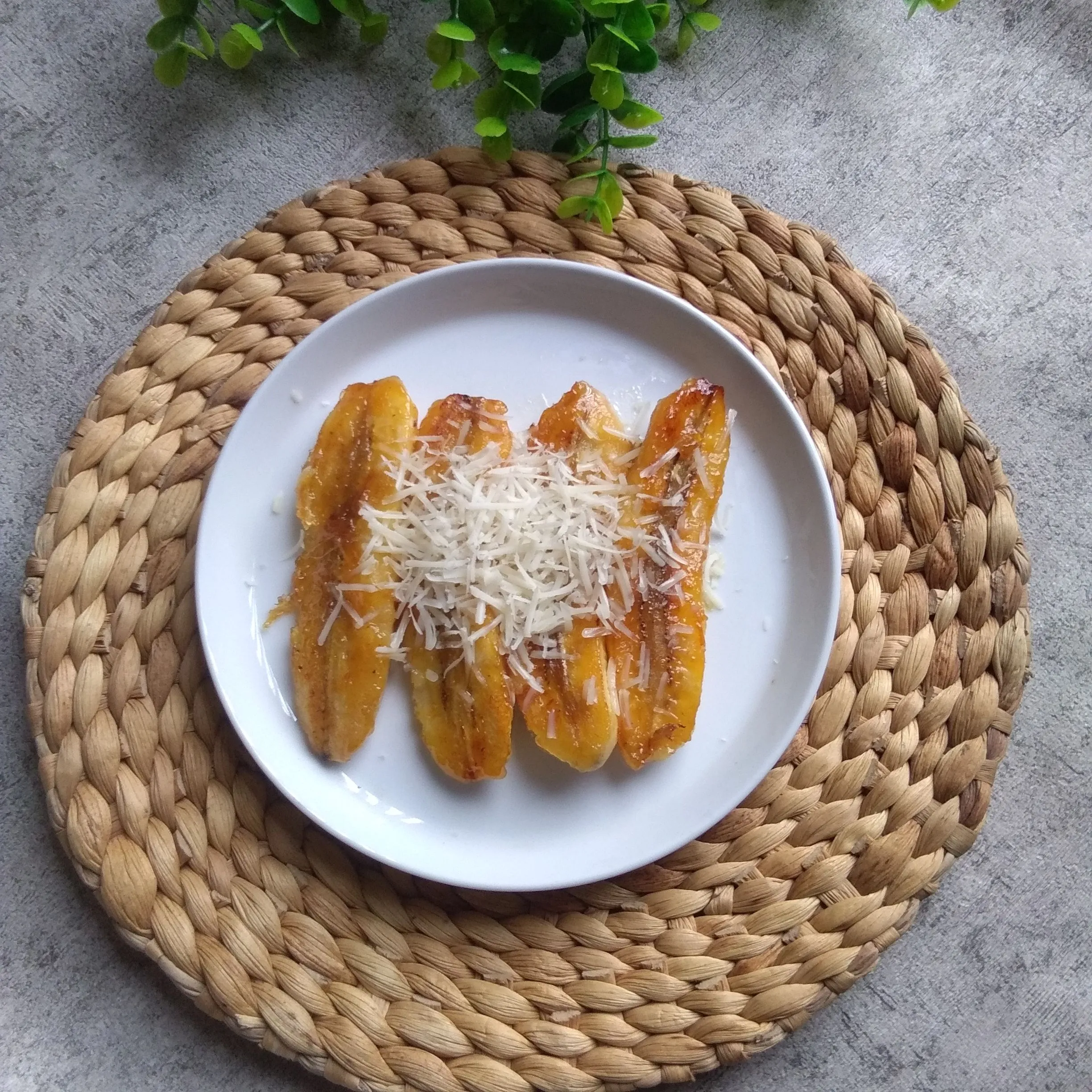 Step 6 Pisang Karamel