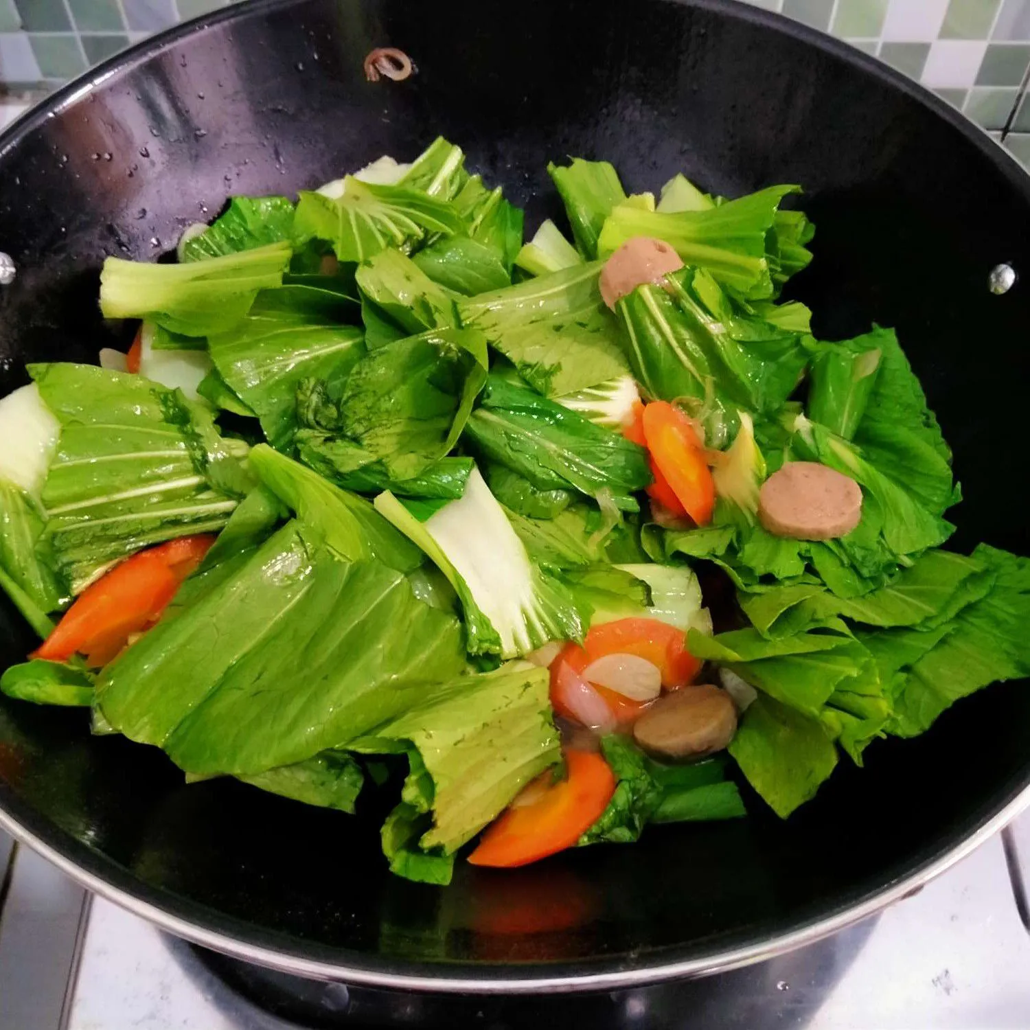 Step 5 Tumis Pokchoy Bakso Wortel