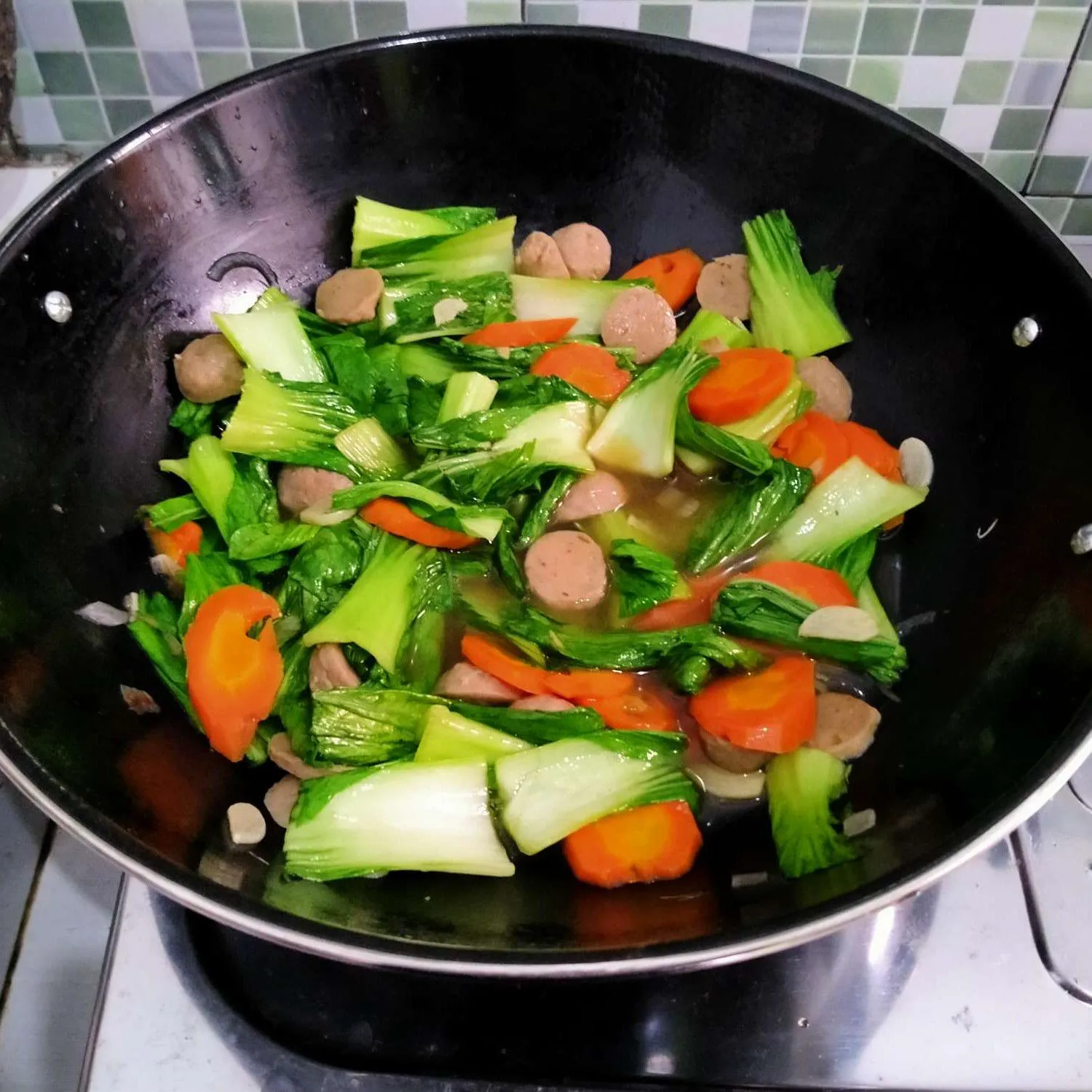 Step 6 Tumis Pokchoy Bakso Wortel