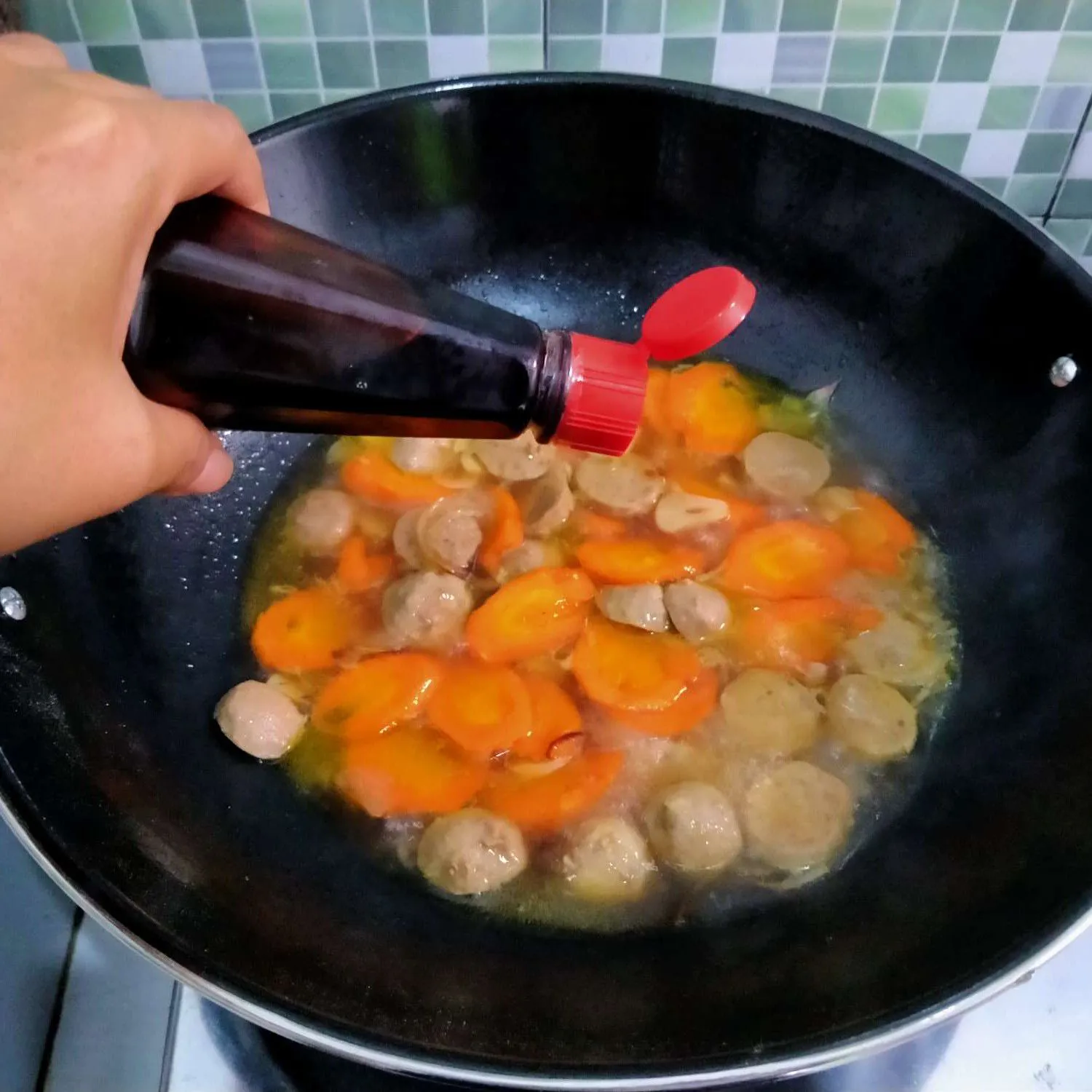 Step 4 Tumis Pokchoy Bakso Wortel