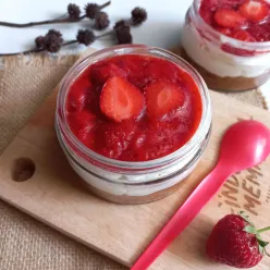Korean Strawberry Cheesecake