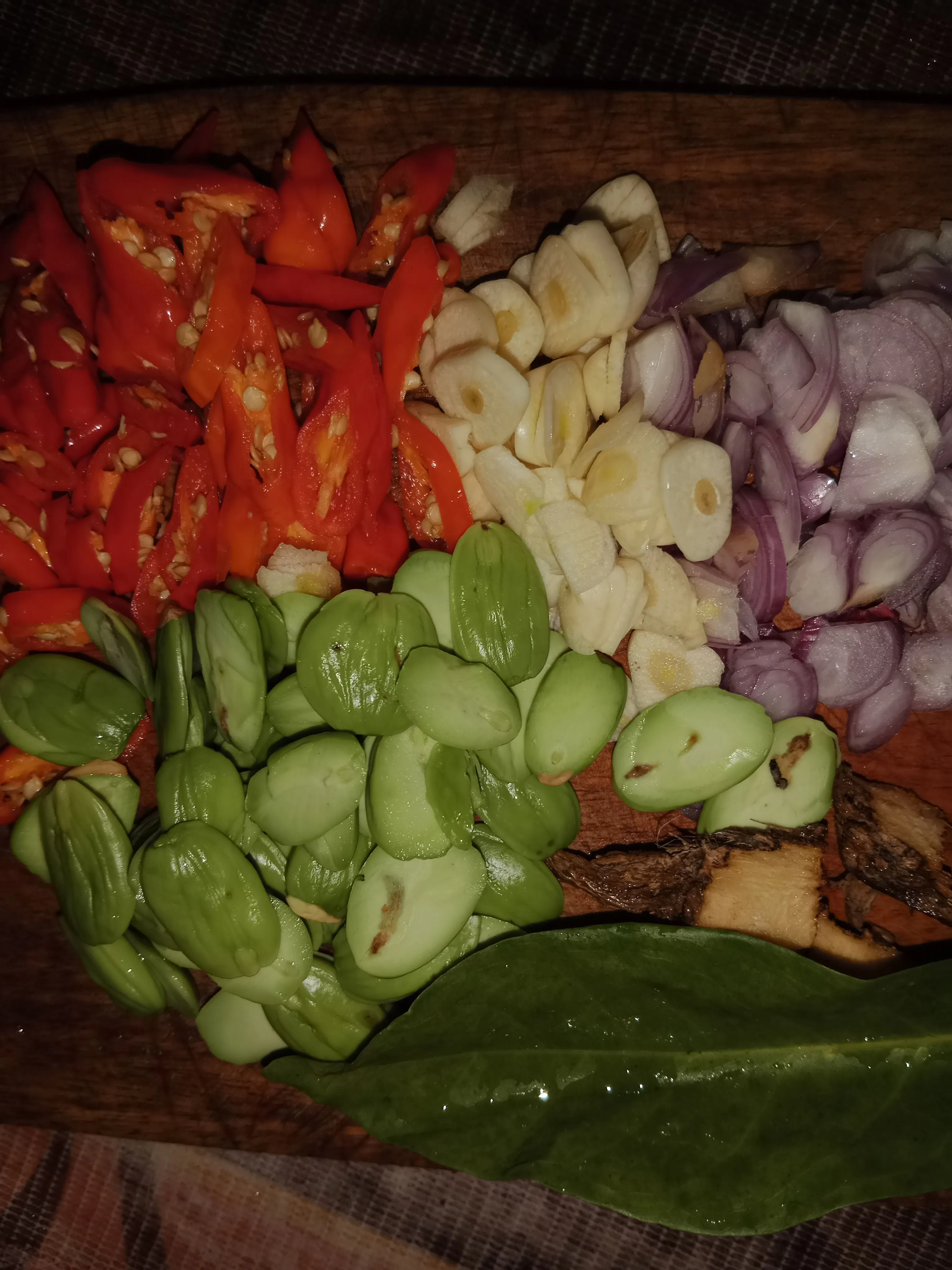 Step 1 Ikan Keranjang Pete