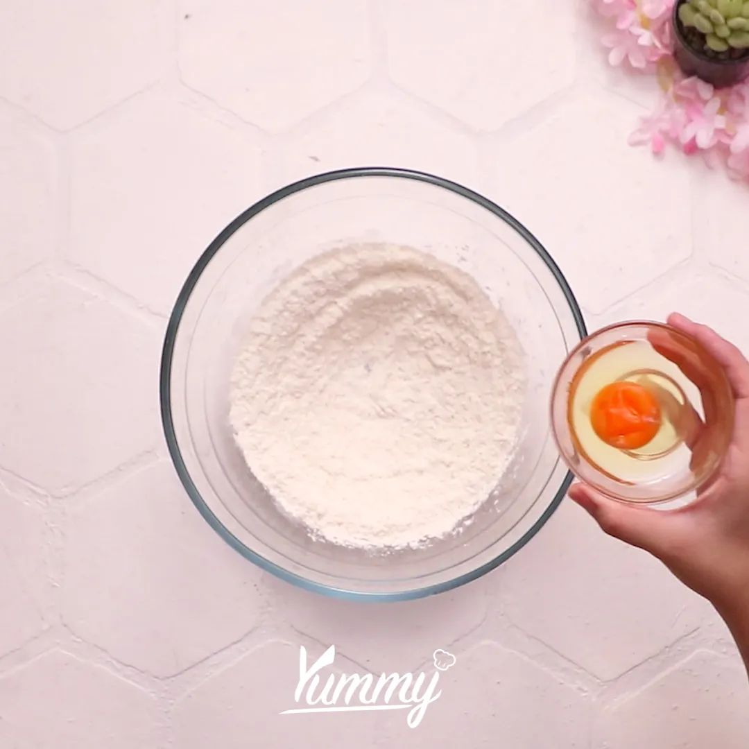 Step 2 Kue Manja Merah Kelapa