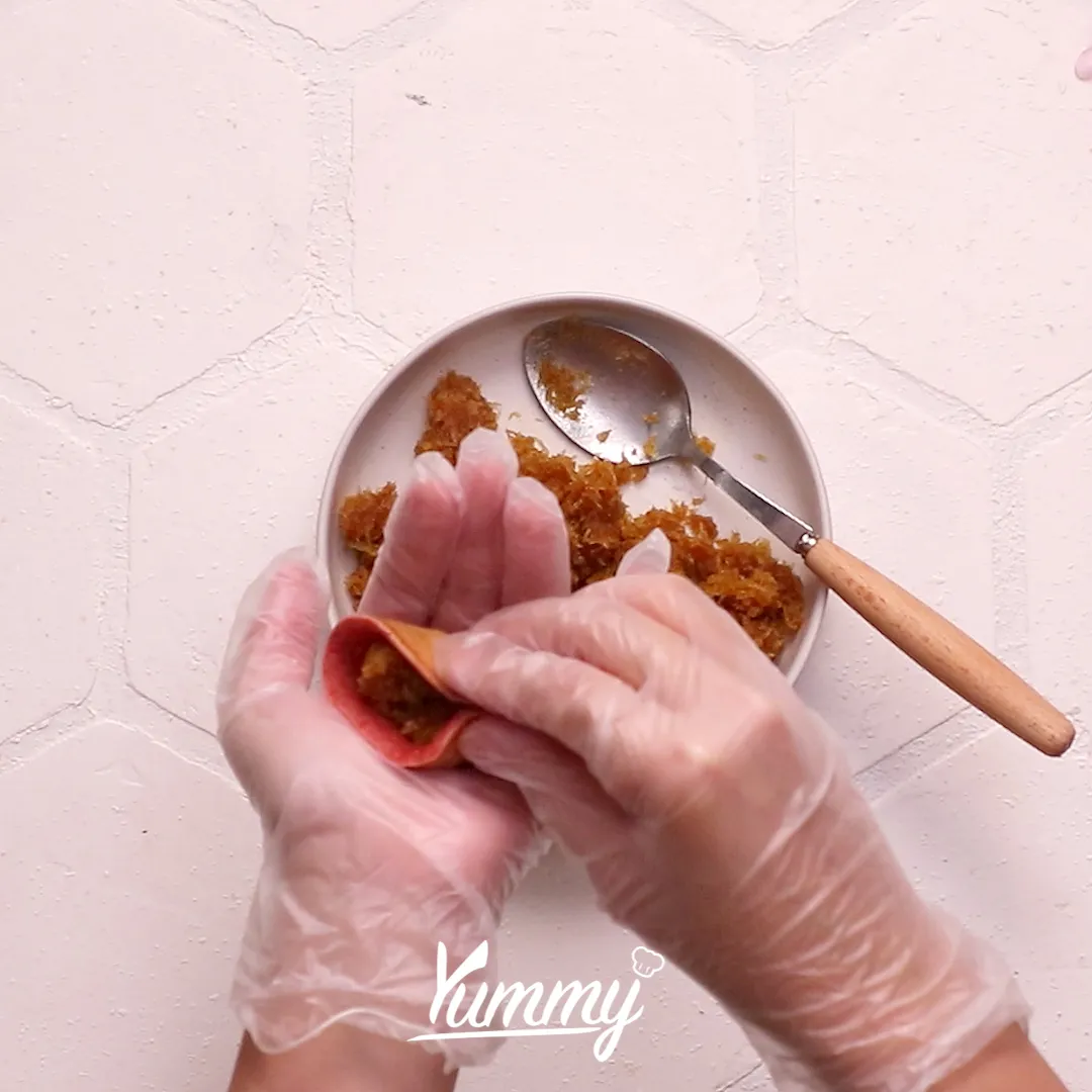 Step 5 Kue Manja Merah Kelapa