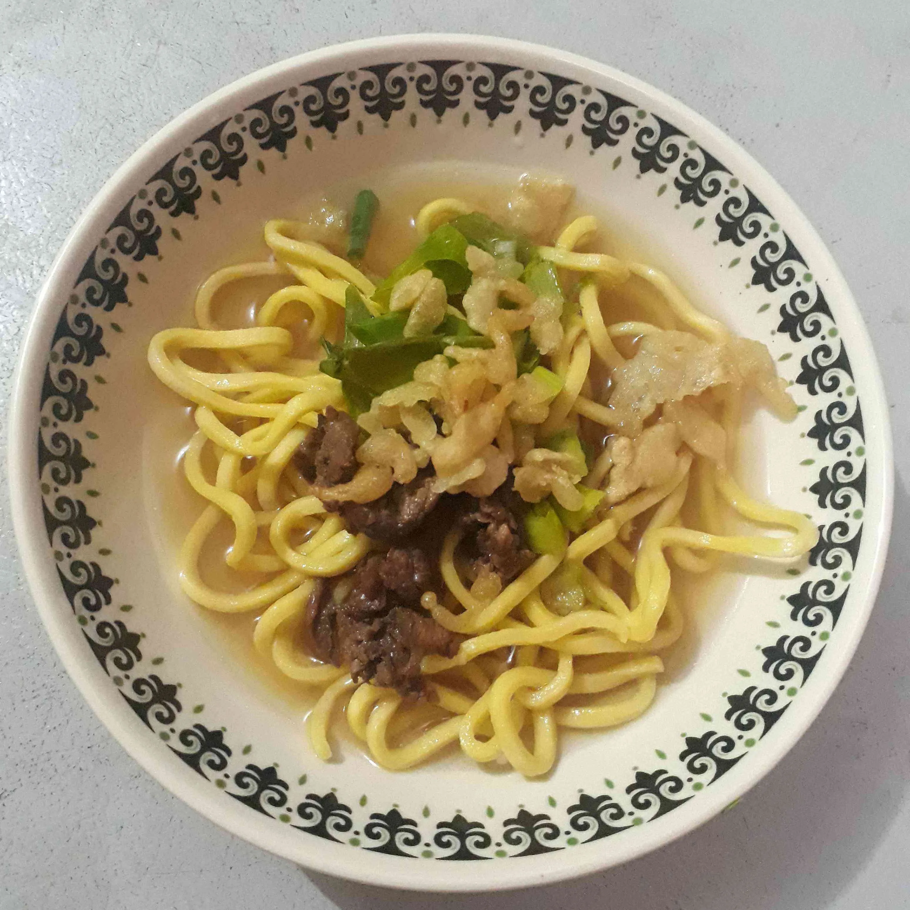 Niku udon marugame (bahan lokal)