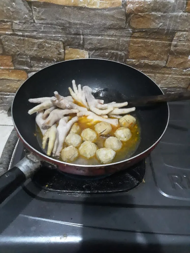Step 4 Ceker Bakso Saos Tiram