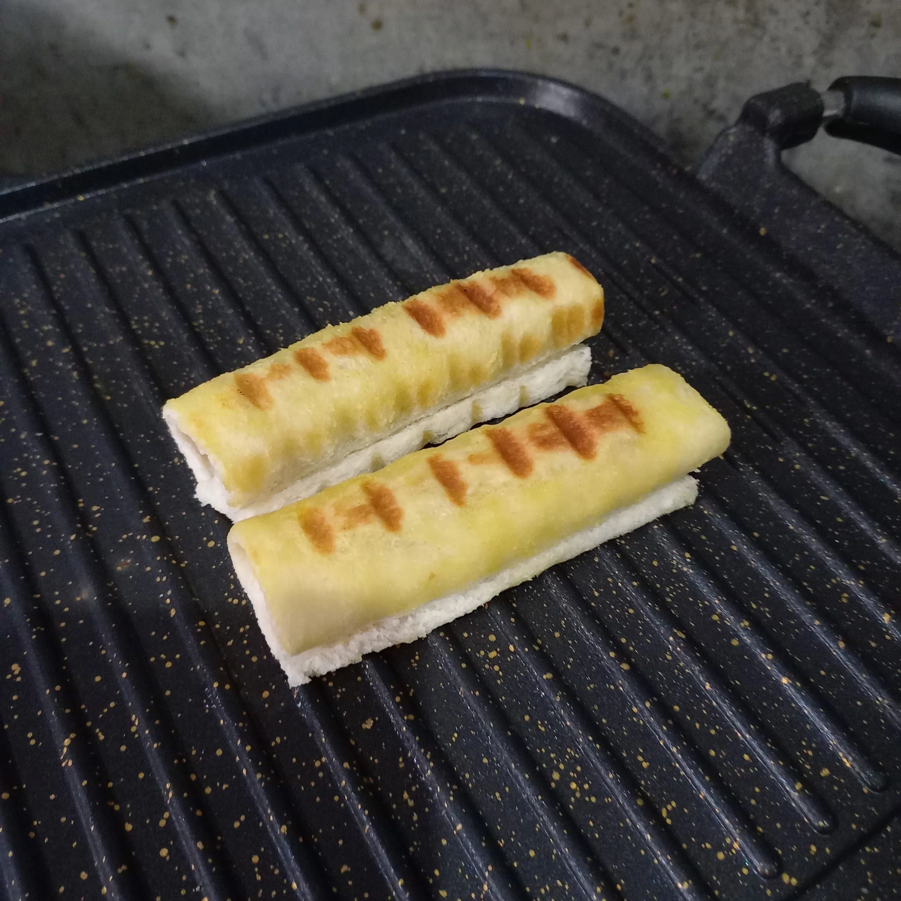 Step 5 Roti Bakar Isi Sosis Topping Nori