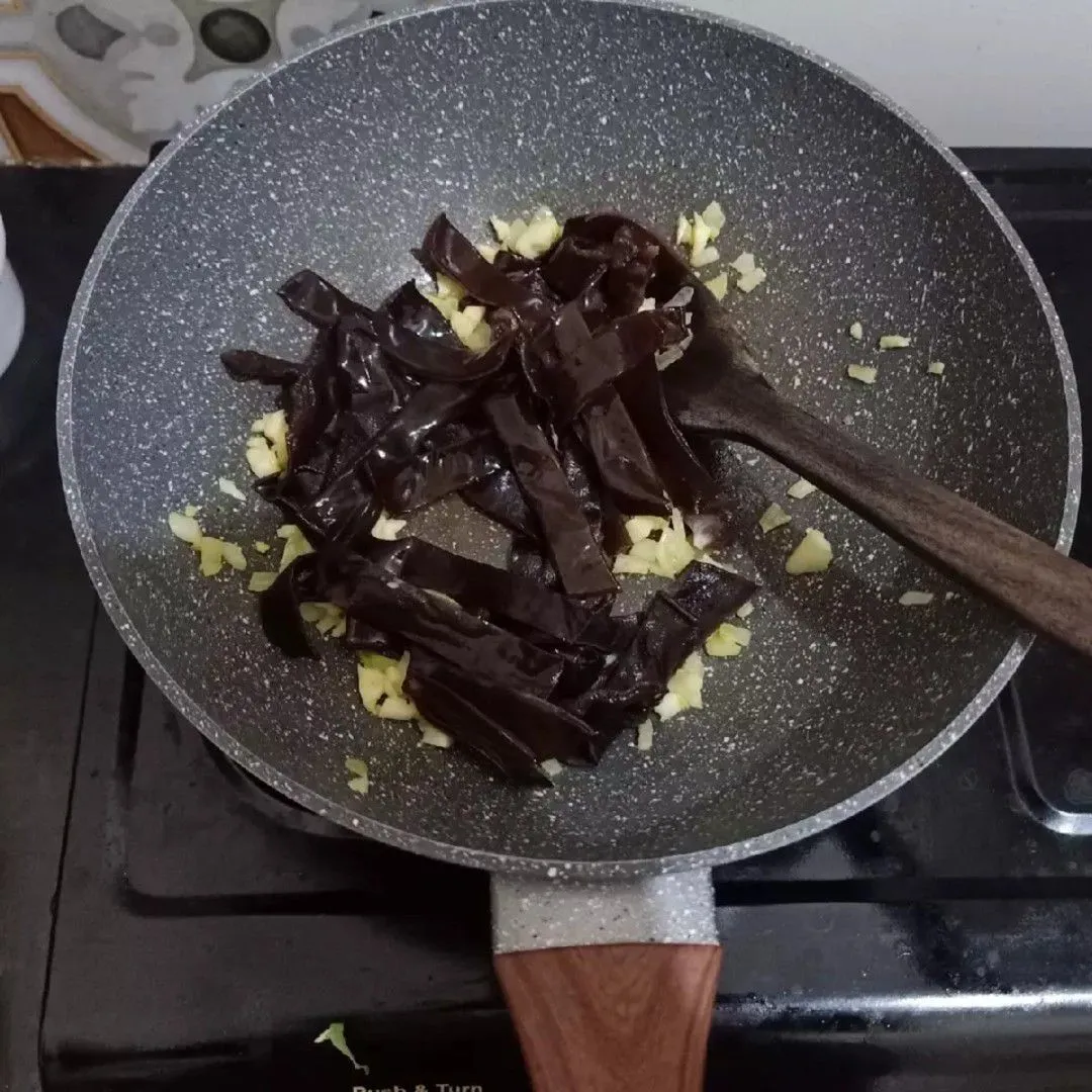 Step 3 Cuciwis Jamur Kuping Saus Tiram