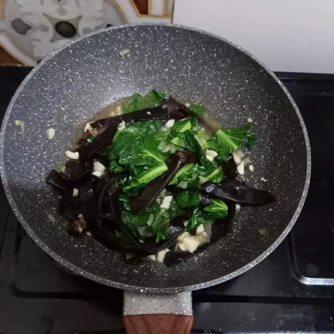 Step 6 Cuciwis Jamur Kuping Saus Tiram