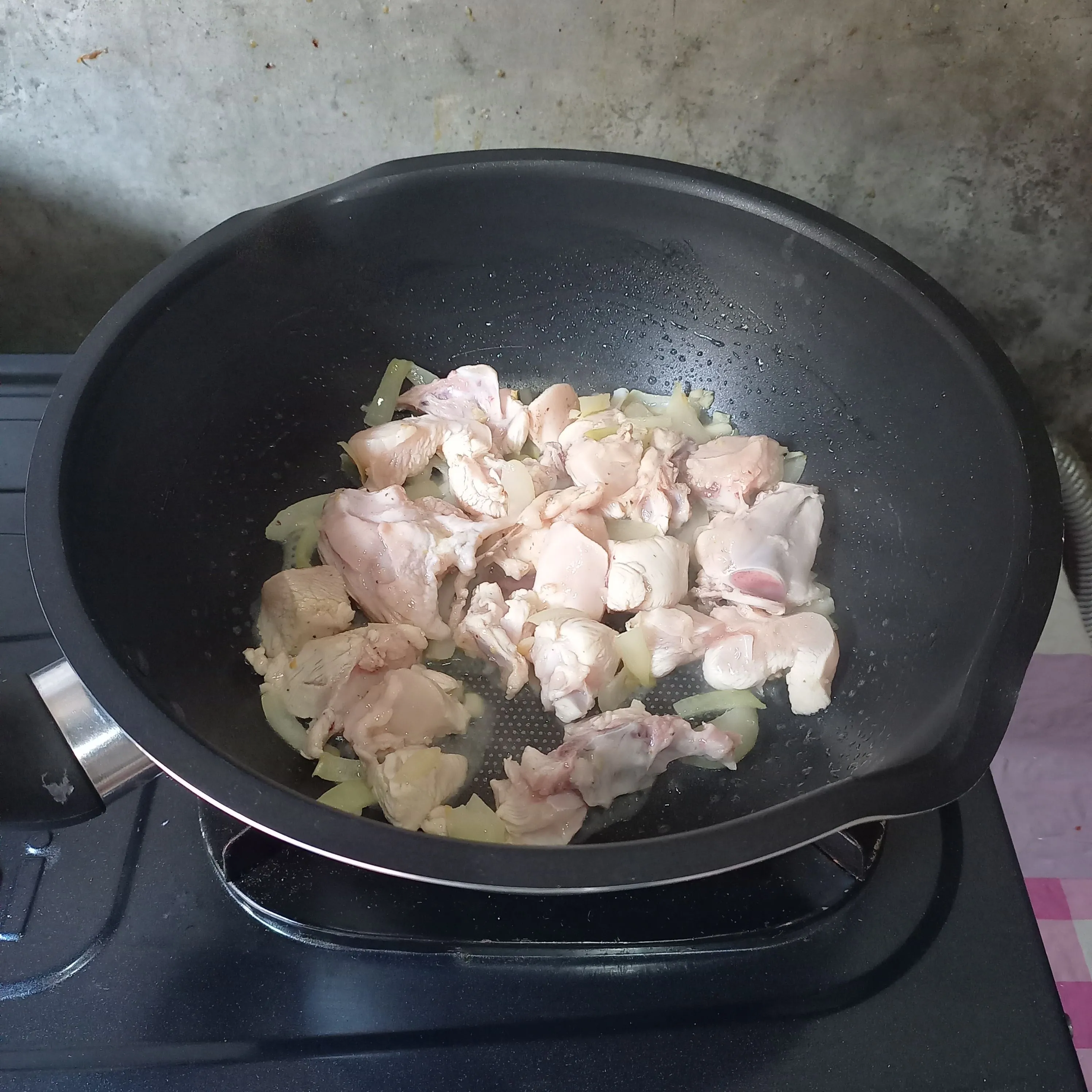 Step 3 Tumis Ayam Tomat Merah