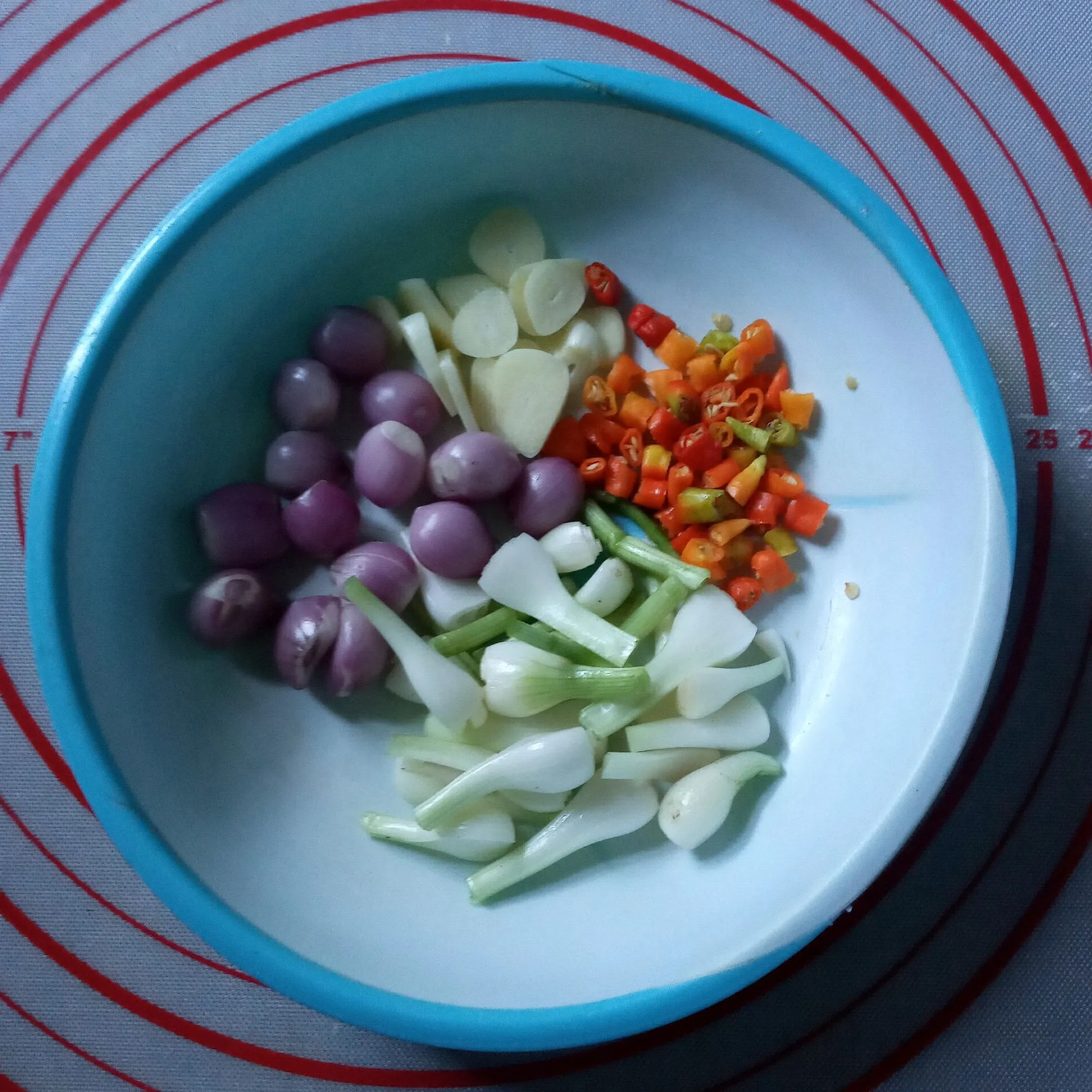 Step 1 Tumis Telur Bawang Lokio