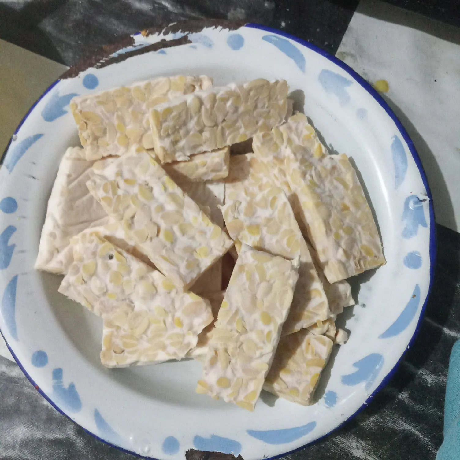 Step 1 Tempe Goreng Kribo