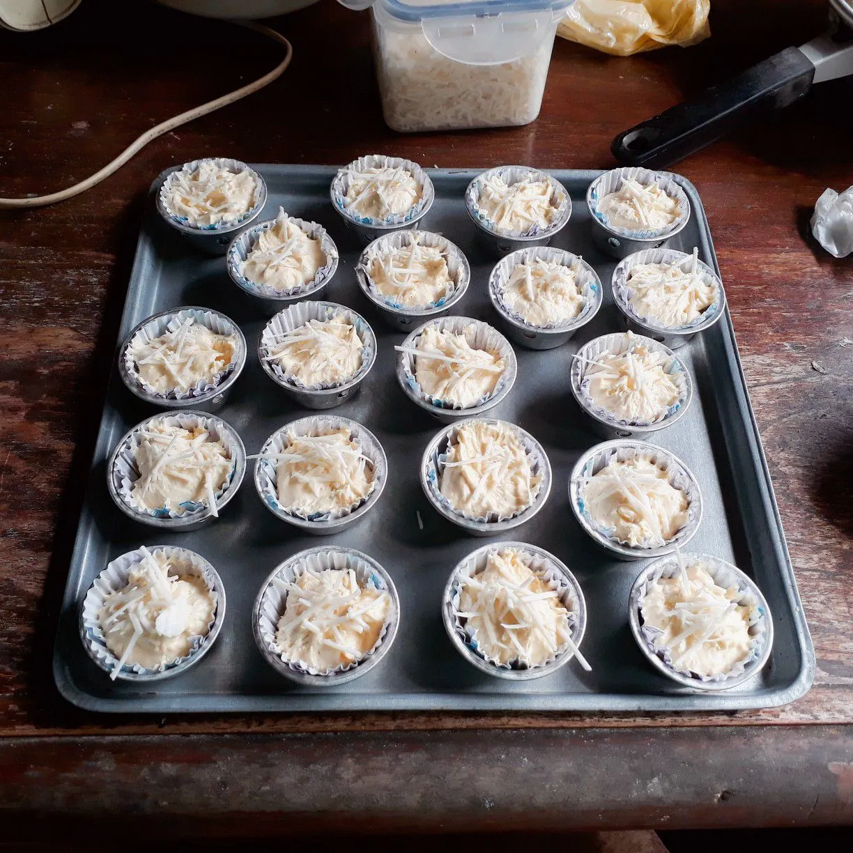 Step 5 Cupcake Tape Keju