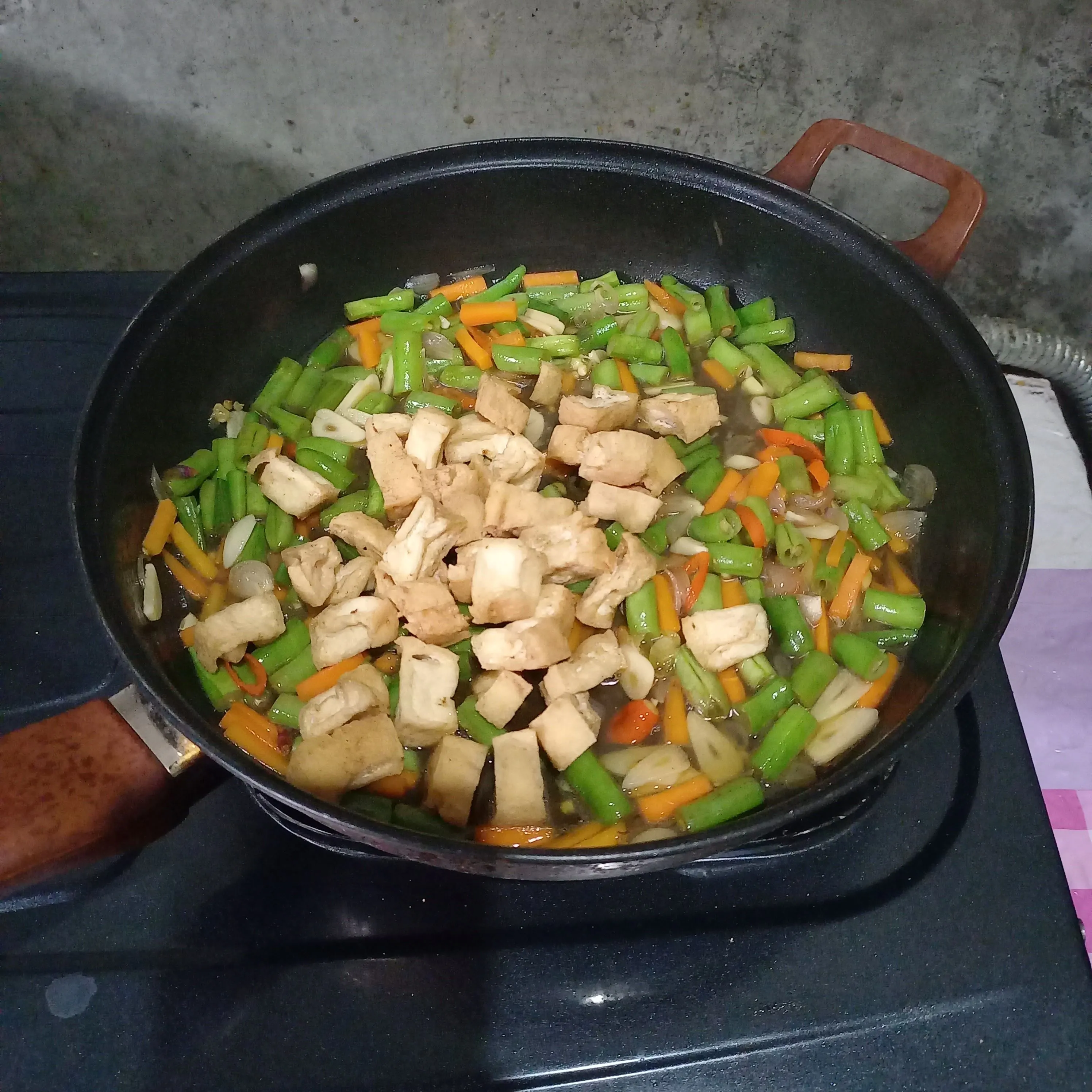 Step 4 Tumis Tahu dan Sayur