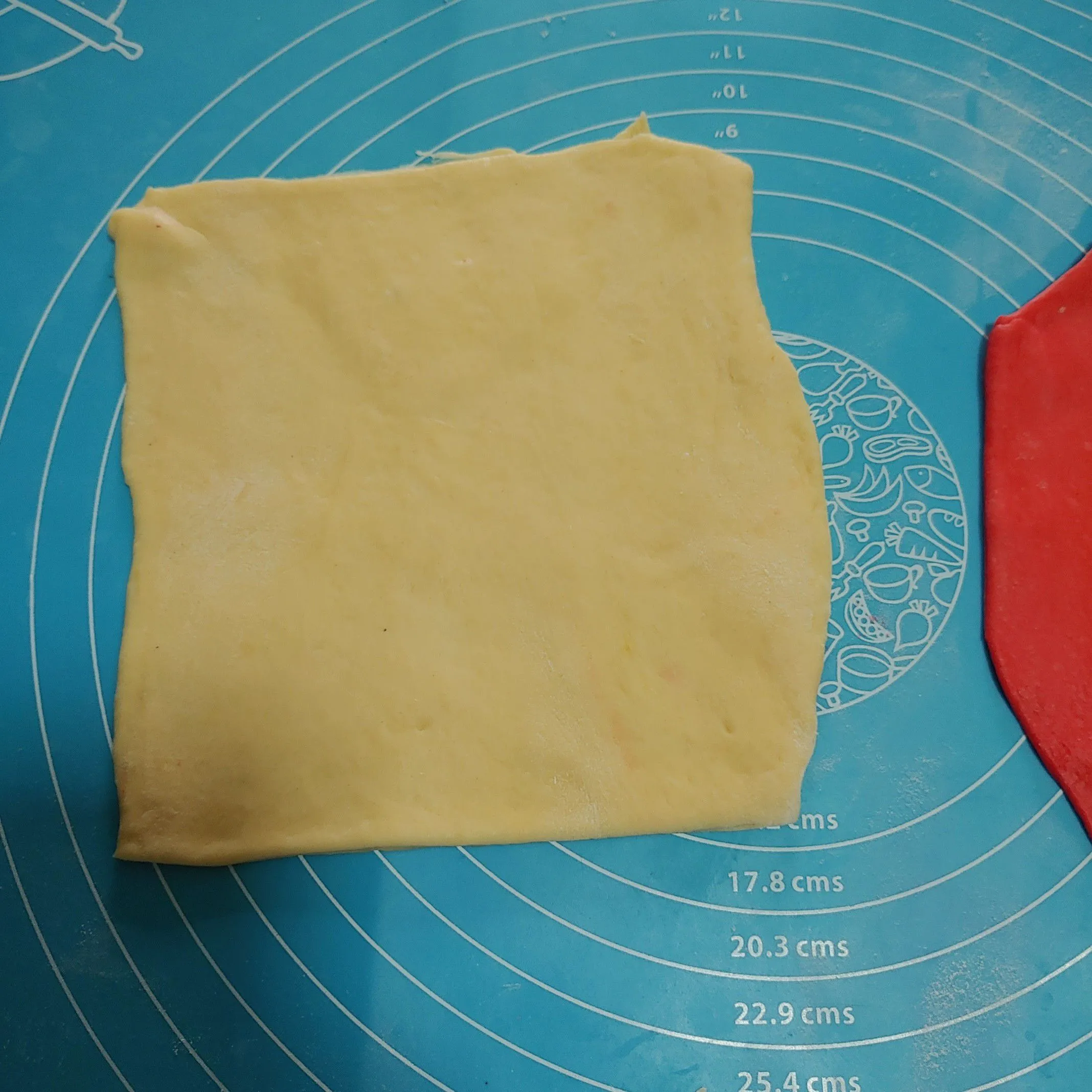 Step 5 Donat Merah Putih