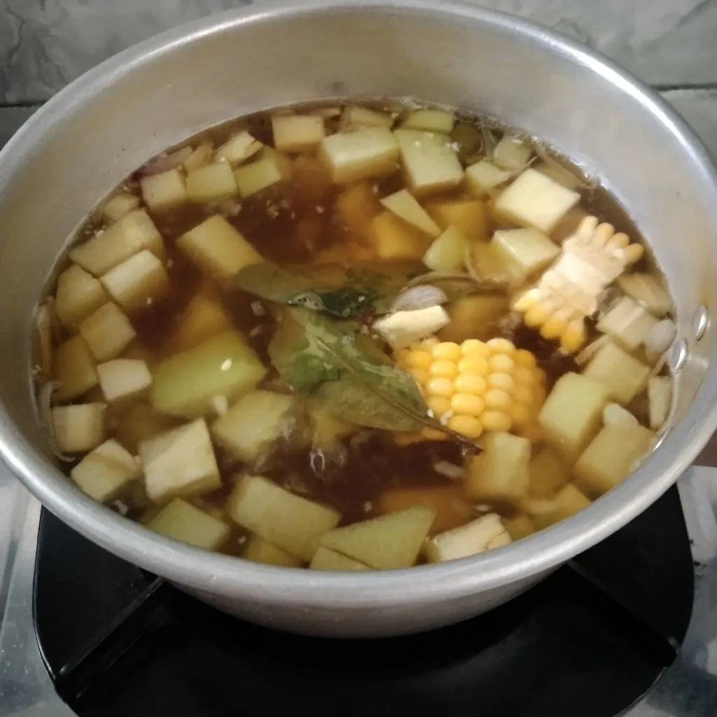 Step 4 Sayur Asam Bumbu iris