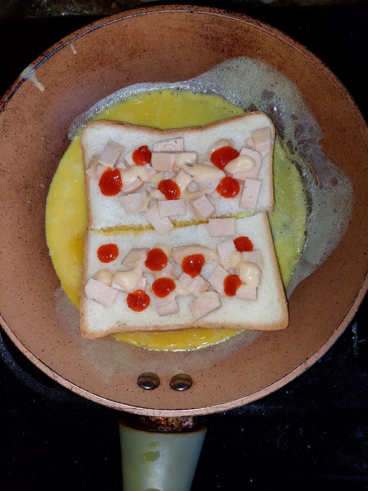 Step 4 Sandwich Sosis Telur