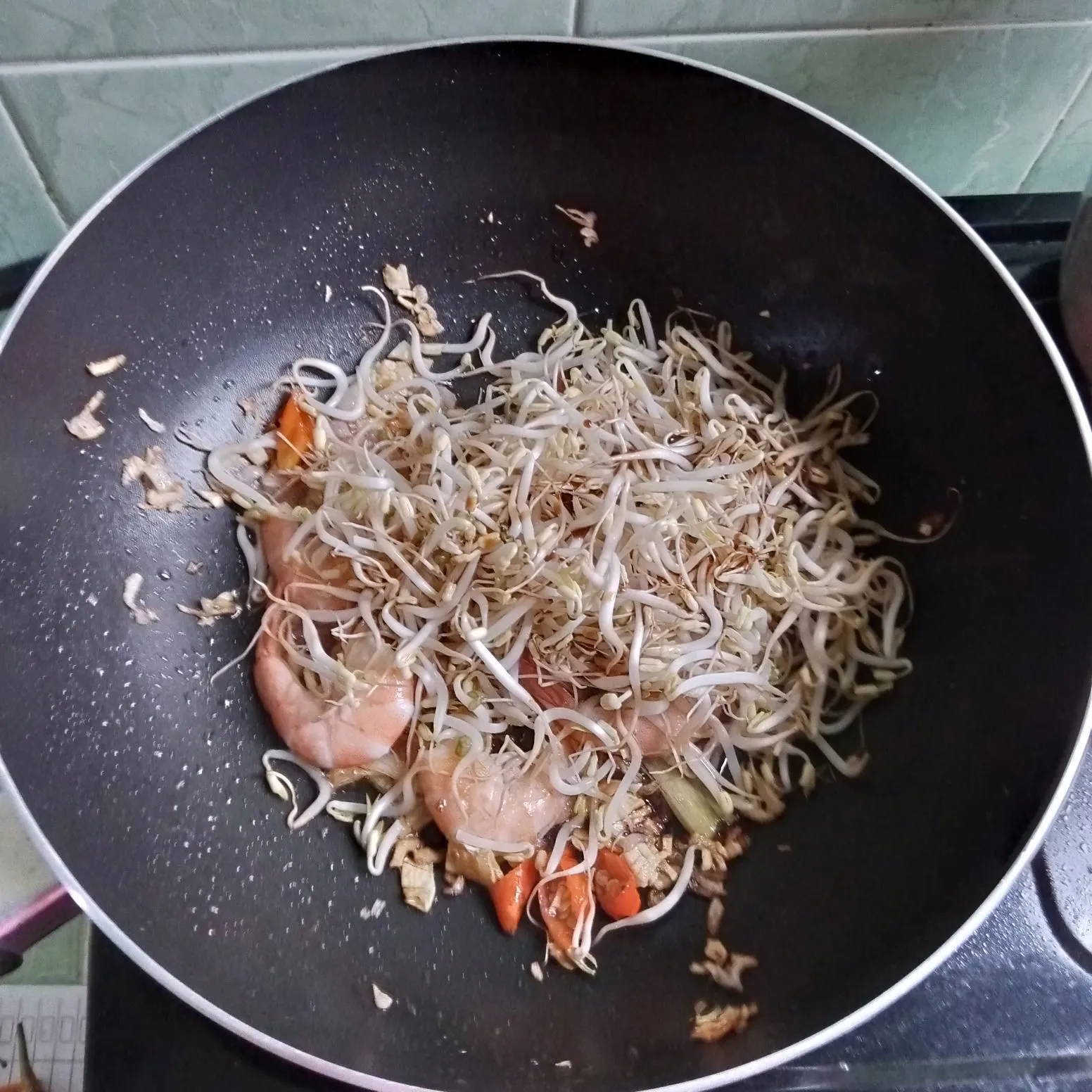 Step 5 Tumis Taoge Tempe Udang