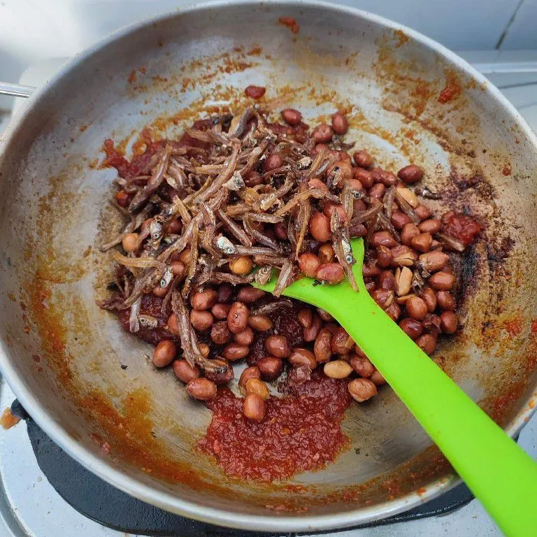 Step 5 Kering Teri Kacang Pedas Manis