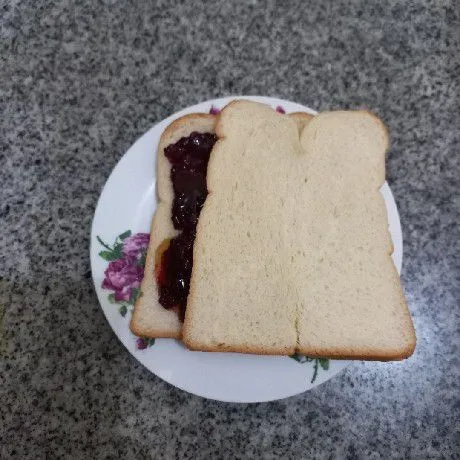 Step 5 Rot Isi Selai Buah Naga Madu