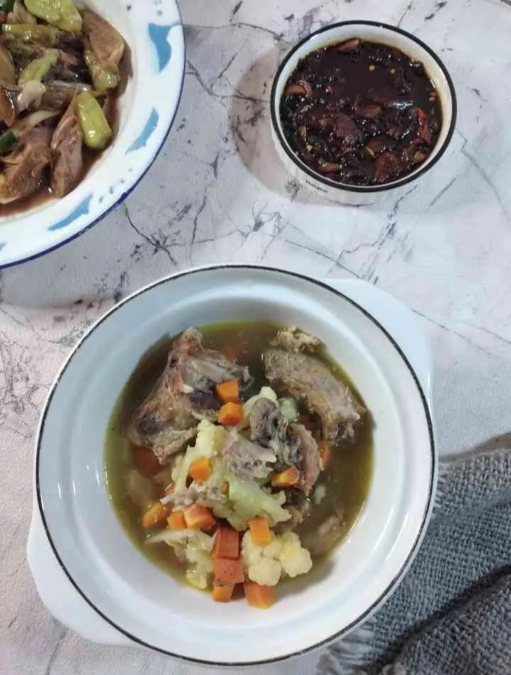 Sup Sayuran Tulangan Ayam