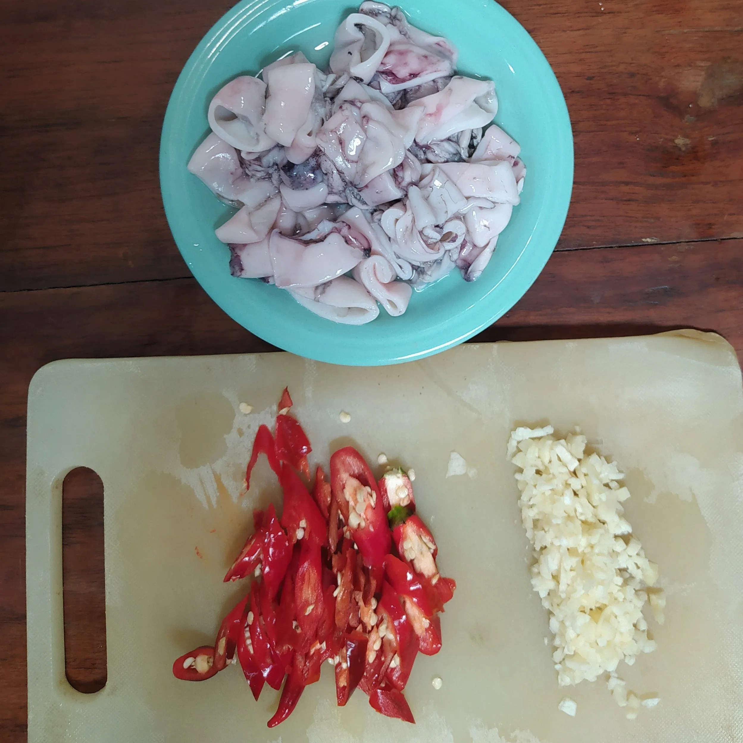 Step 1 Cumi Kecap Pedas