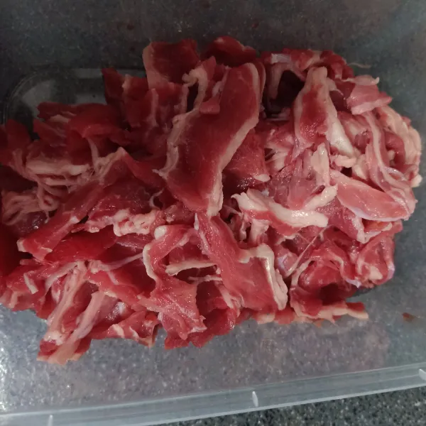 Potong beef slice sesuai selera.