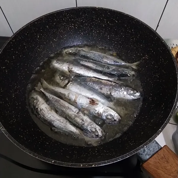 Goreng gereh hingga kecoklatan