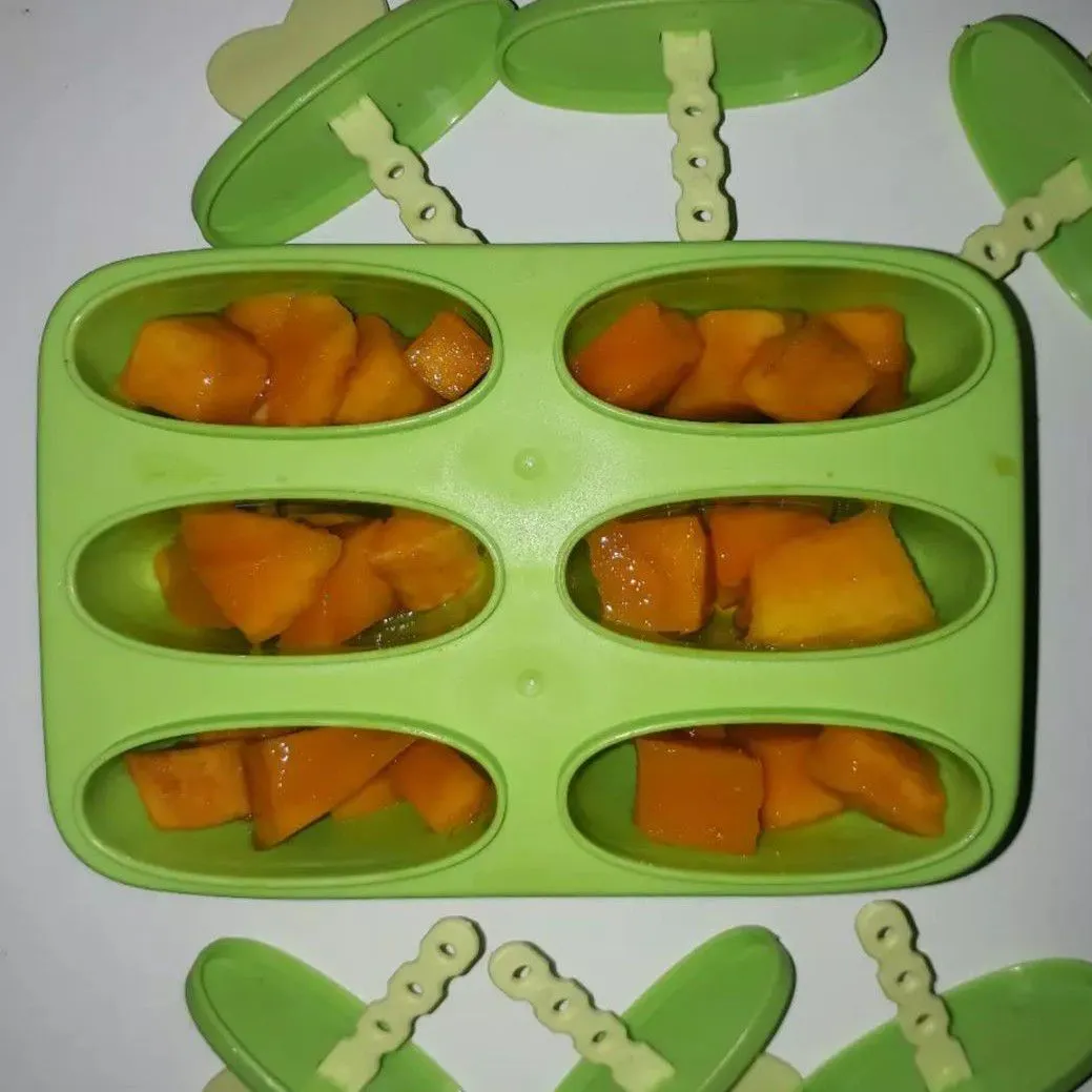 Step 2 Mango Popsicle