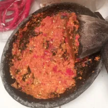 Haluskan bumbu
