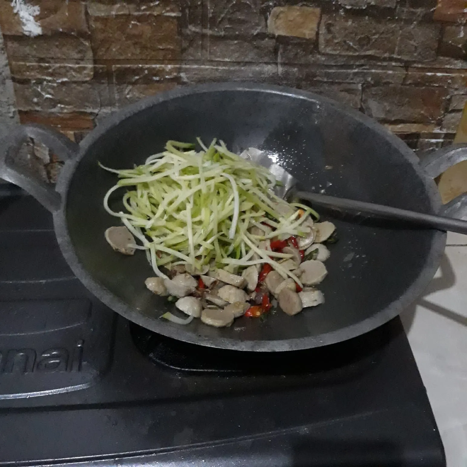 Step 4 Tumis Bakso Labu Siam