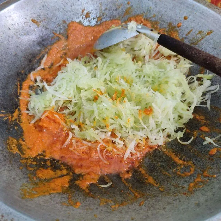 Step 2 Lontong Merah Sayur Labu Siam