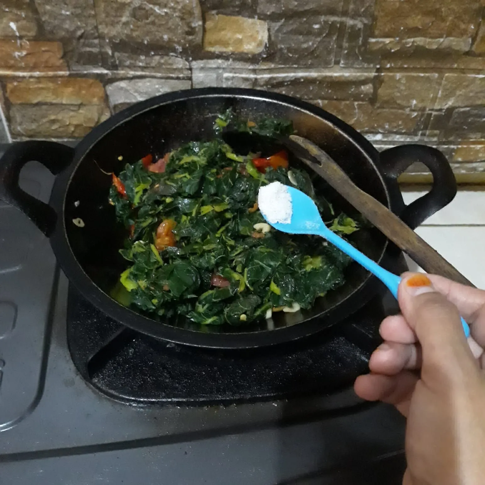 Step 5 Tumis Daun Pepaya