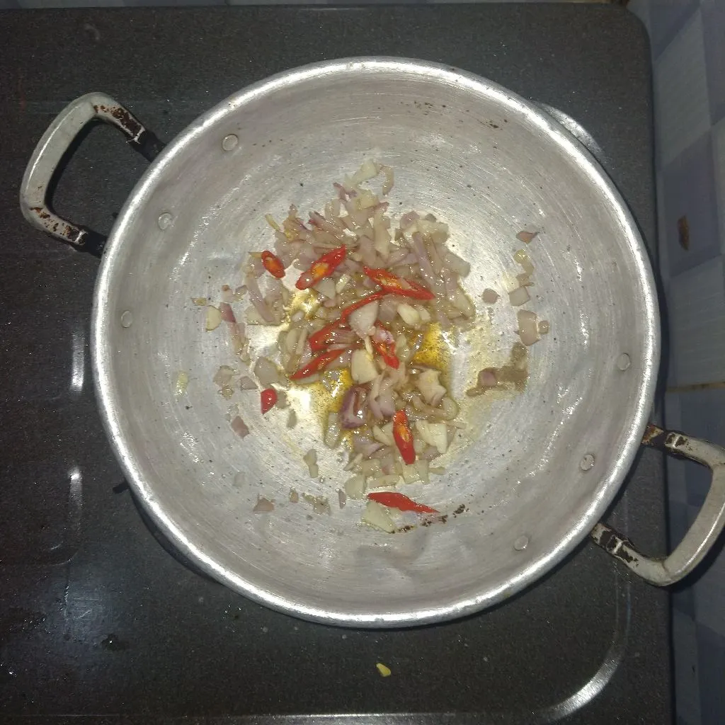 Step 2 Tumis Sayuran Tahu Bakso