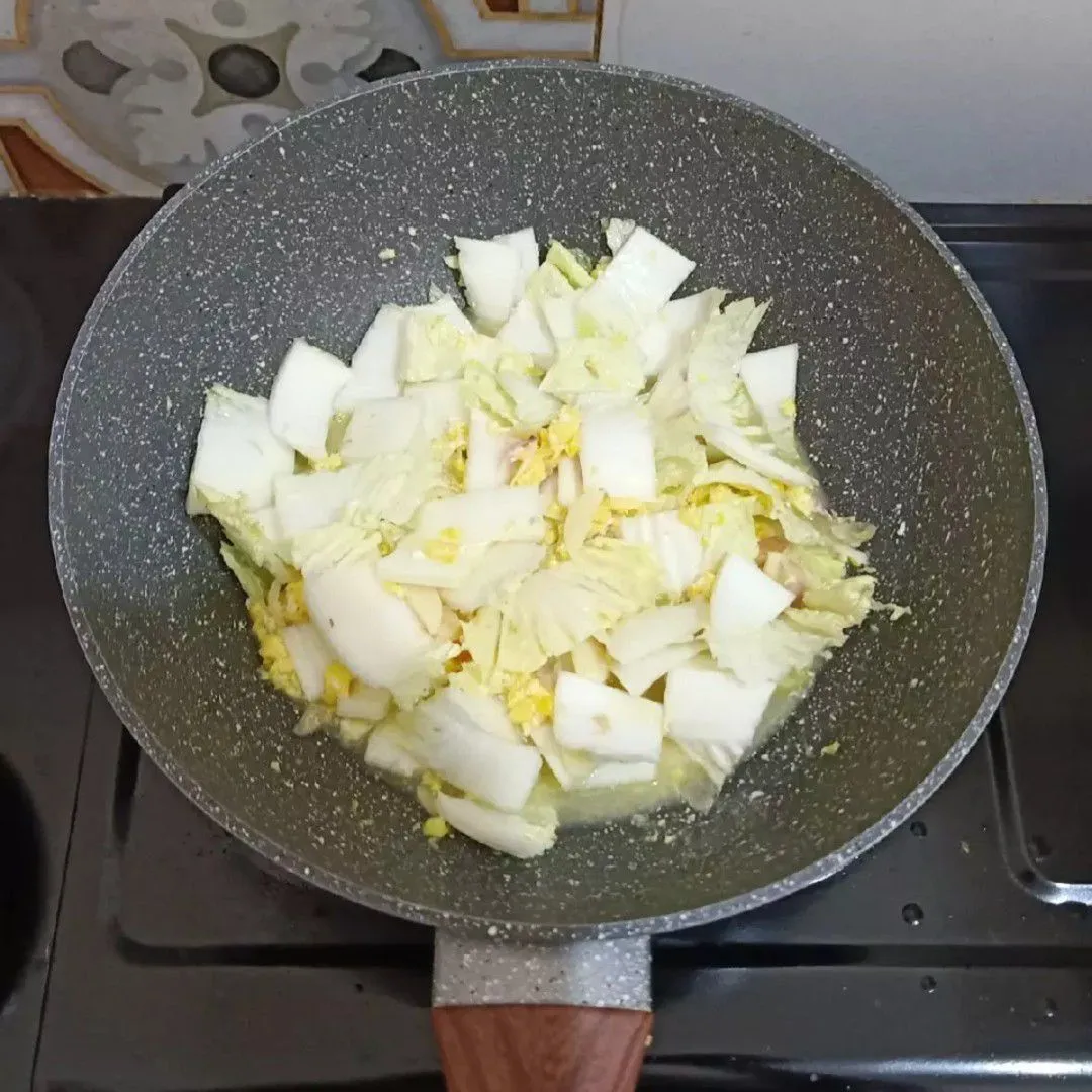 Step 4 Cah Sawi Putih Telur