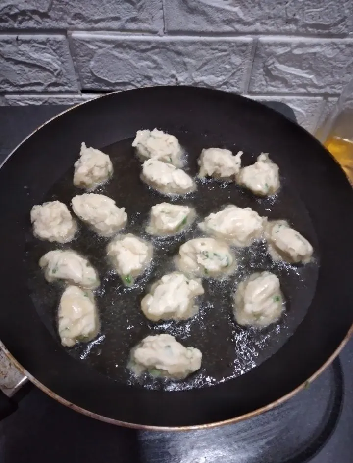 Step 6 Cucur Bawang