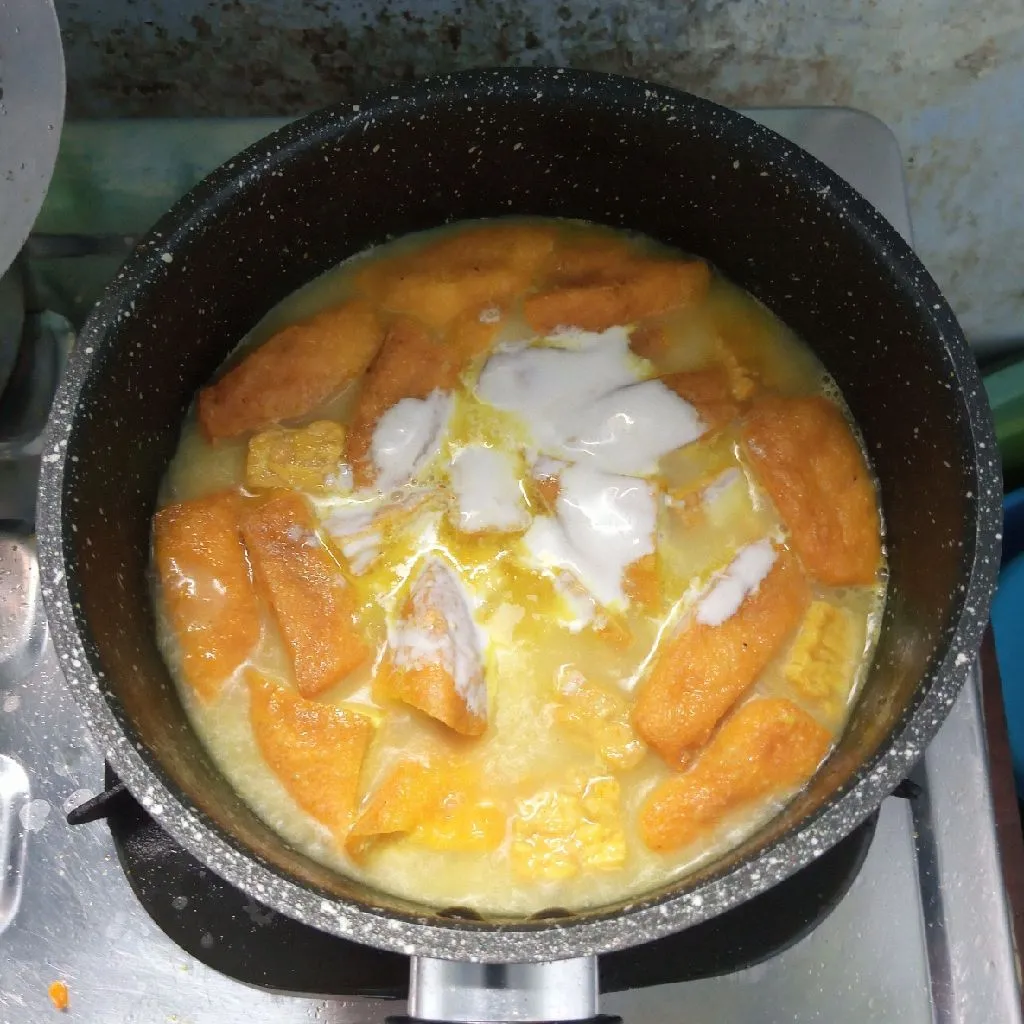 Step 4 Tahu Kempos Kuah Santan