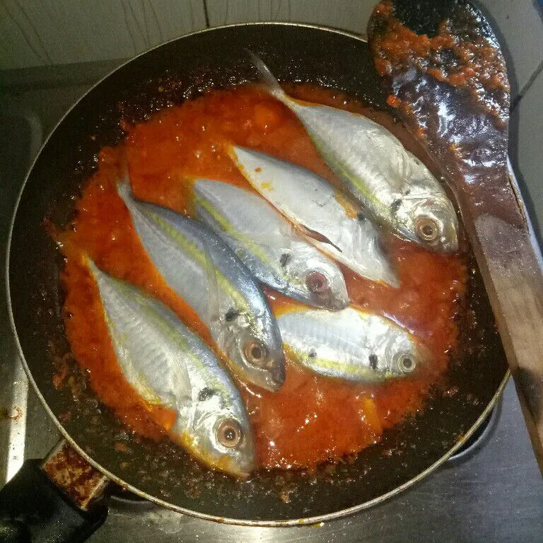 Step 3 Pepes Ikan Kembung Daun Singkong
