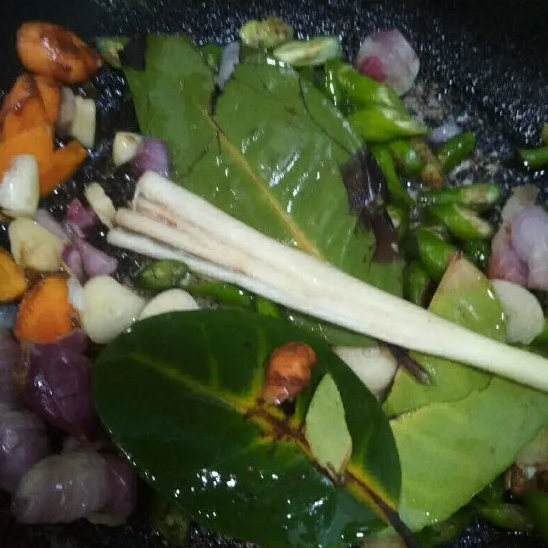 Step 3 Ikan Kuah Asam Khas NTT