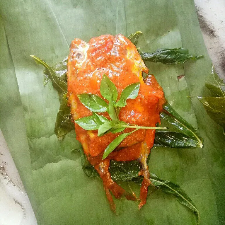 Step 4 Pepes Ikan Kembung Daun Singkong