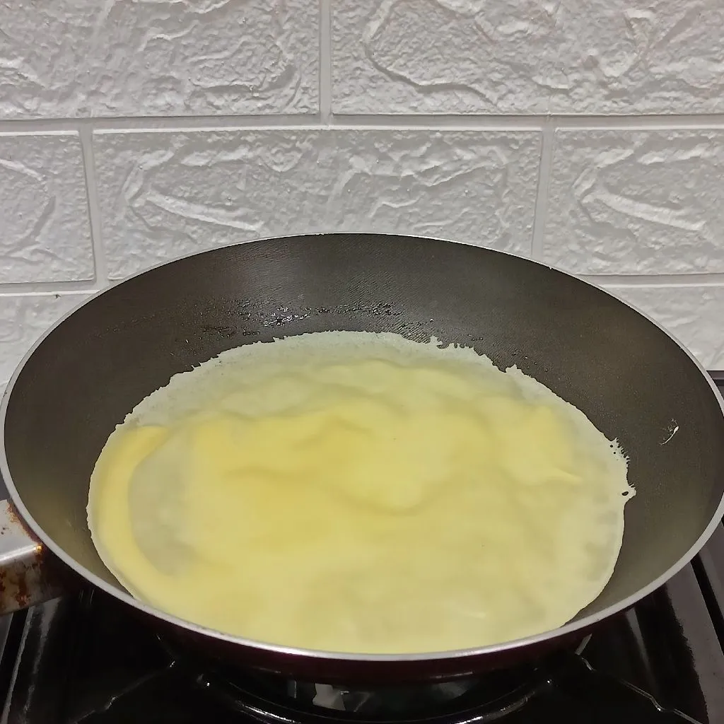 Step 4 Mango Berry Yogurt Mille Crepe