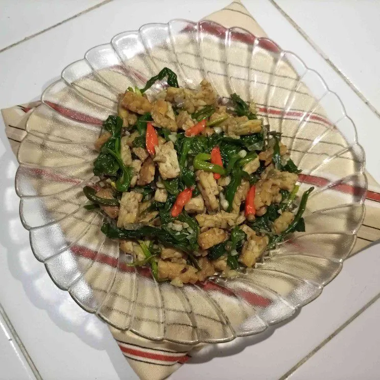 Tumis Genjer Tempe