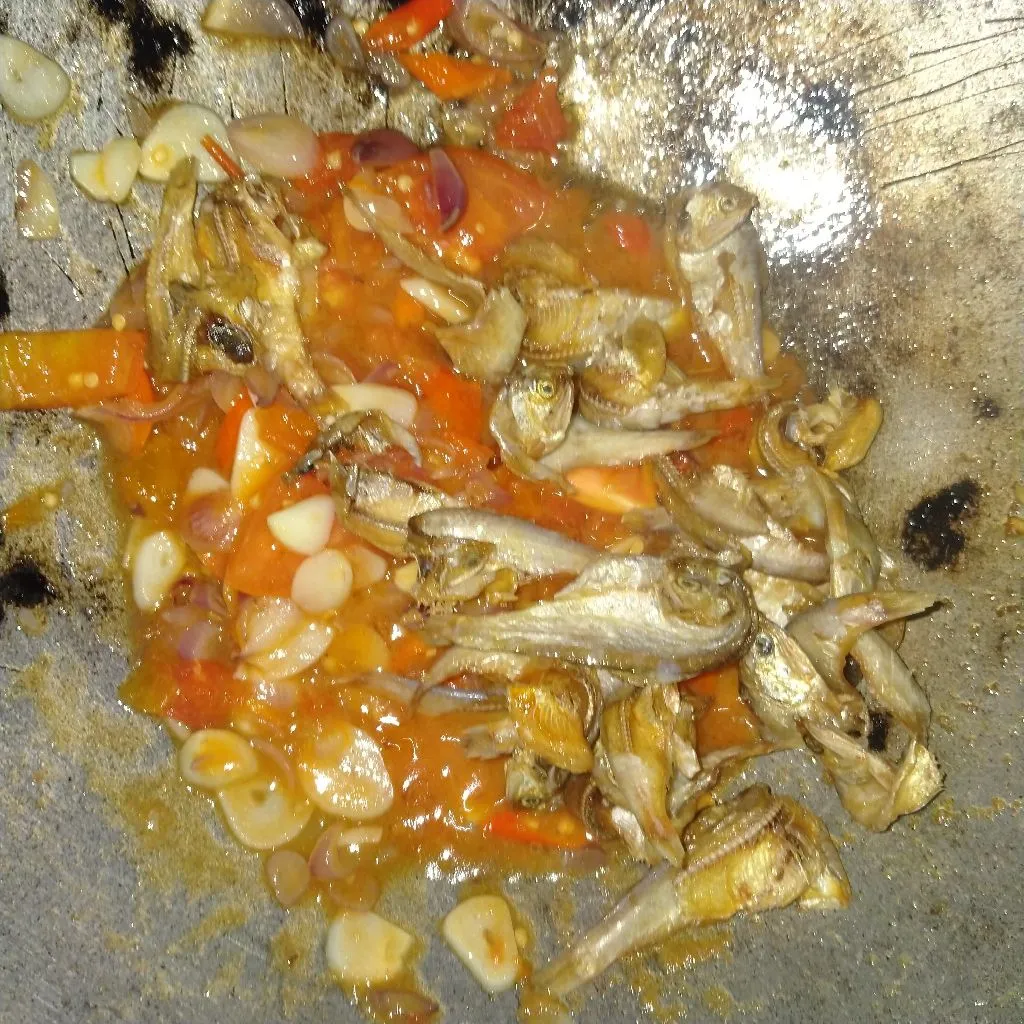 Step 5 Tumis Sambal Ikan Asin Kipas