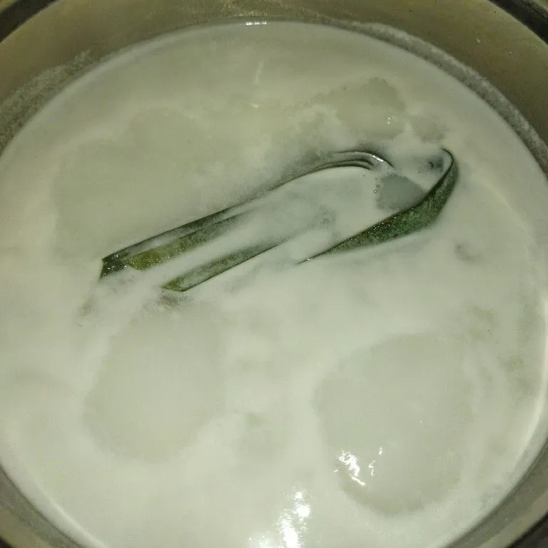 Step 2 Bubur sumsum candil ketan putih 