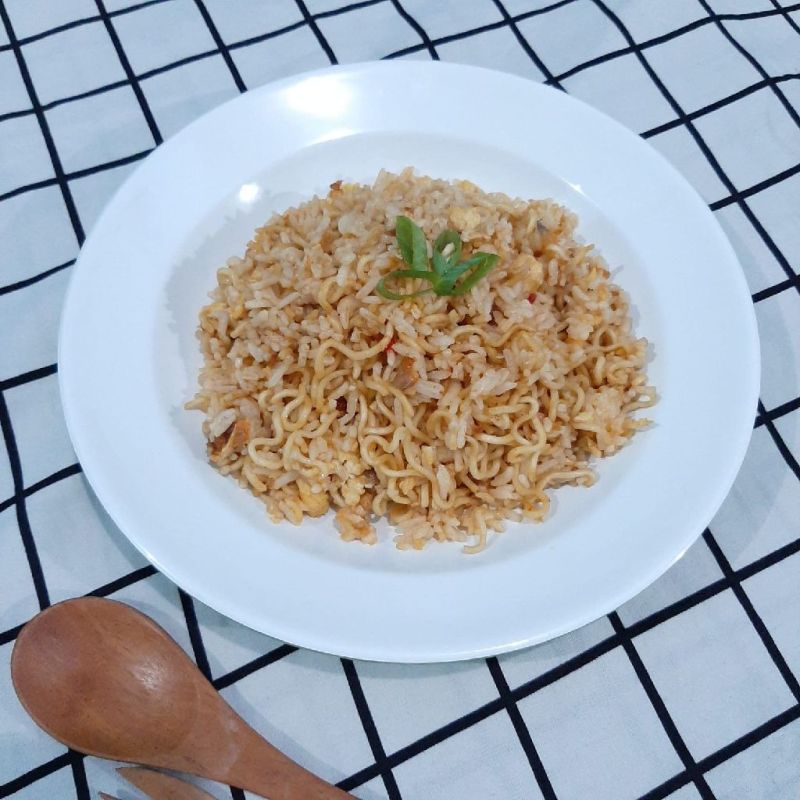 Resep Nasi Goreng Mie Instan Sederhana Enak | Chef Naila Rizqa