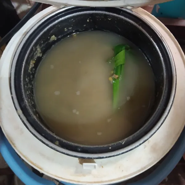 Rebus kacang hijau  Dan daun pandan menggunakan metode 5:30:7.
