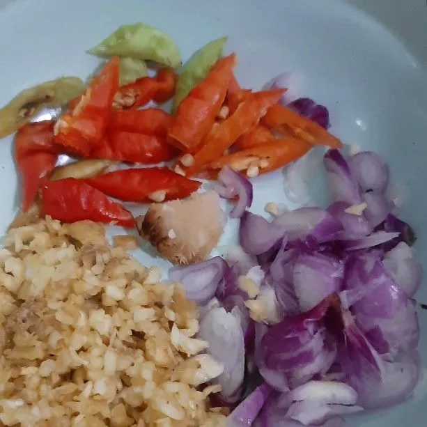 Step 1 Tempe Masak Kecap Pedas