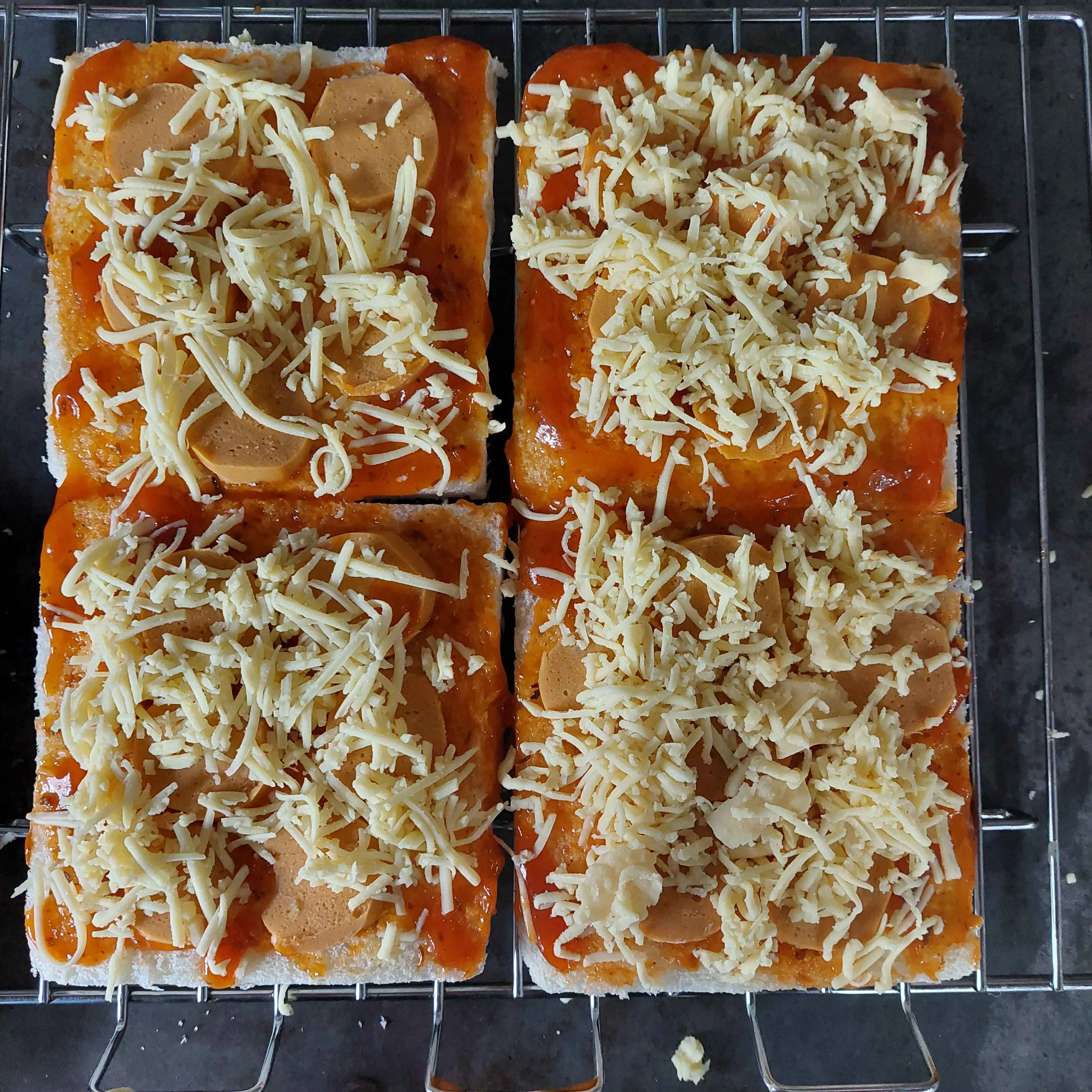 Step 4 Pizza Roti Tawar