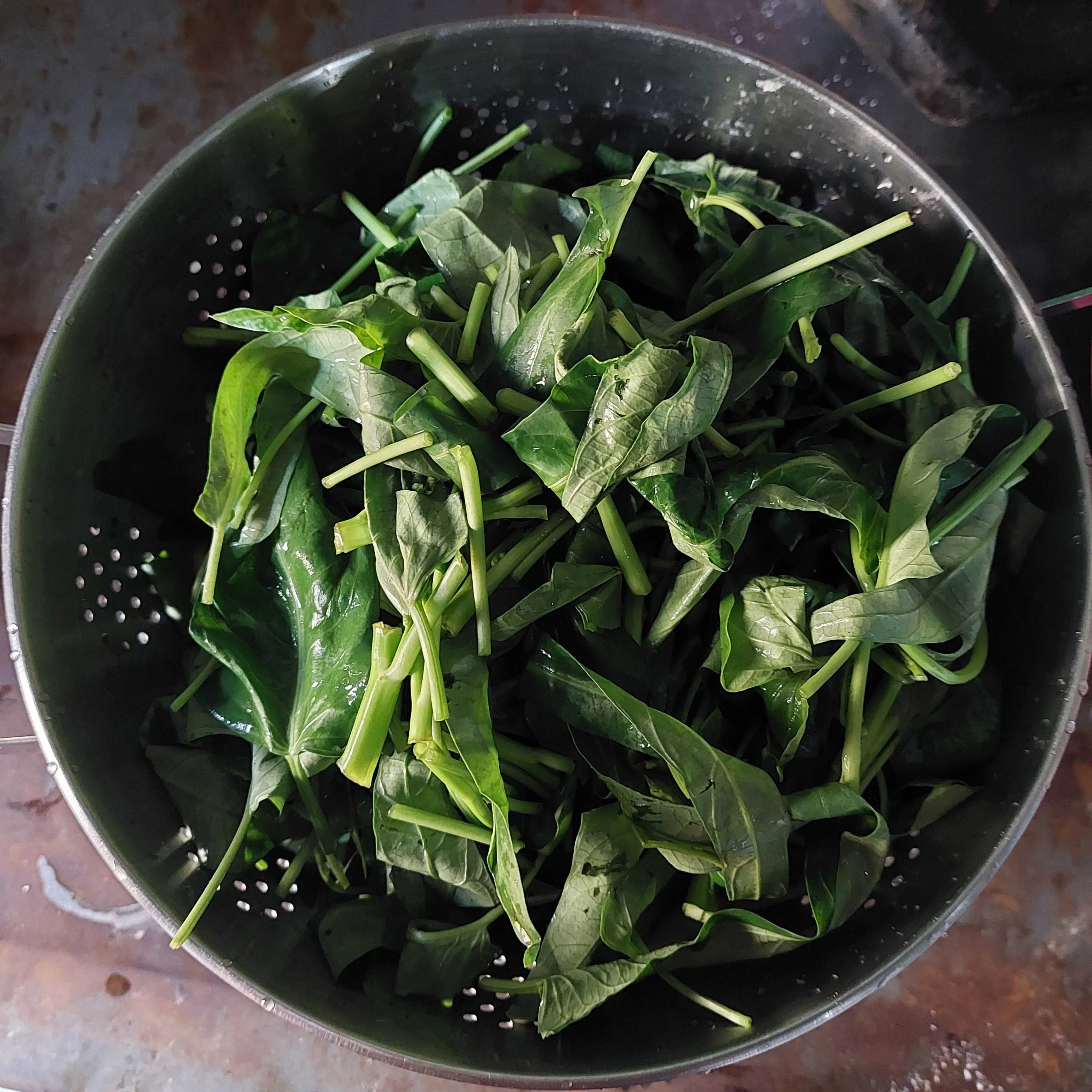 Step 1 Kangkung Belacan